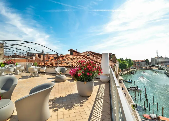Venetian Palace R&R